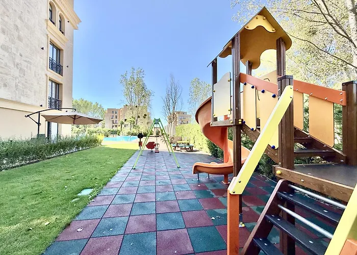 アパート Menada Aphrodite サニービーチ