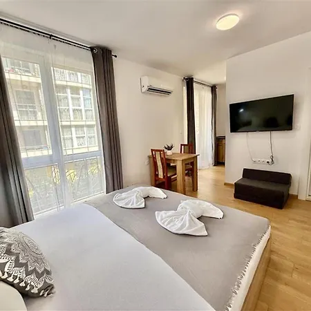 Lejlighed Menada Aphrodite