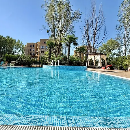 Menada Aphrodite Lejlighed *