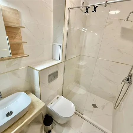 Menada Aphrodite Apartamento